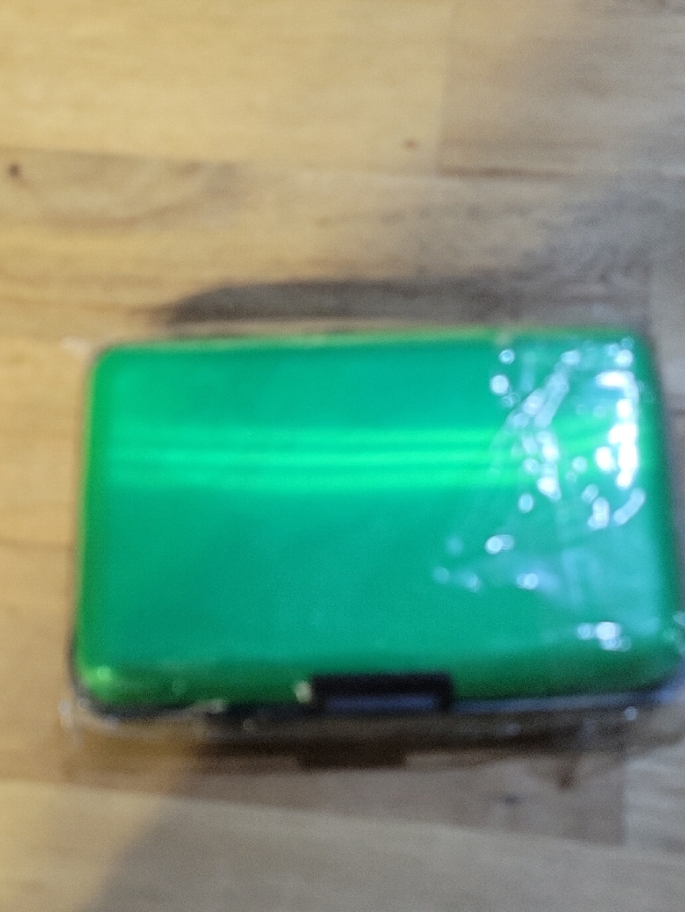 Compact Green Metallic Card Holder